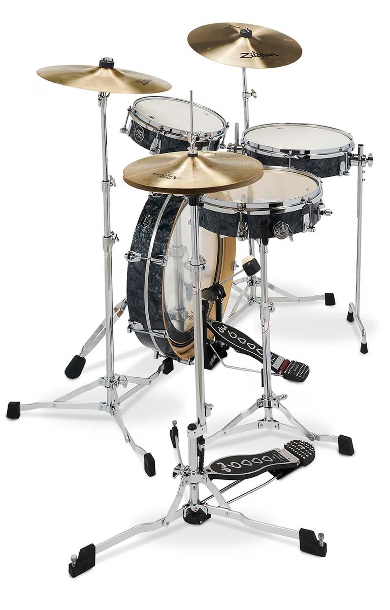 DW Performance Series Low Pro 4-Piece Kit with Snare